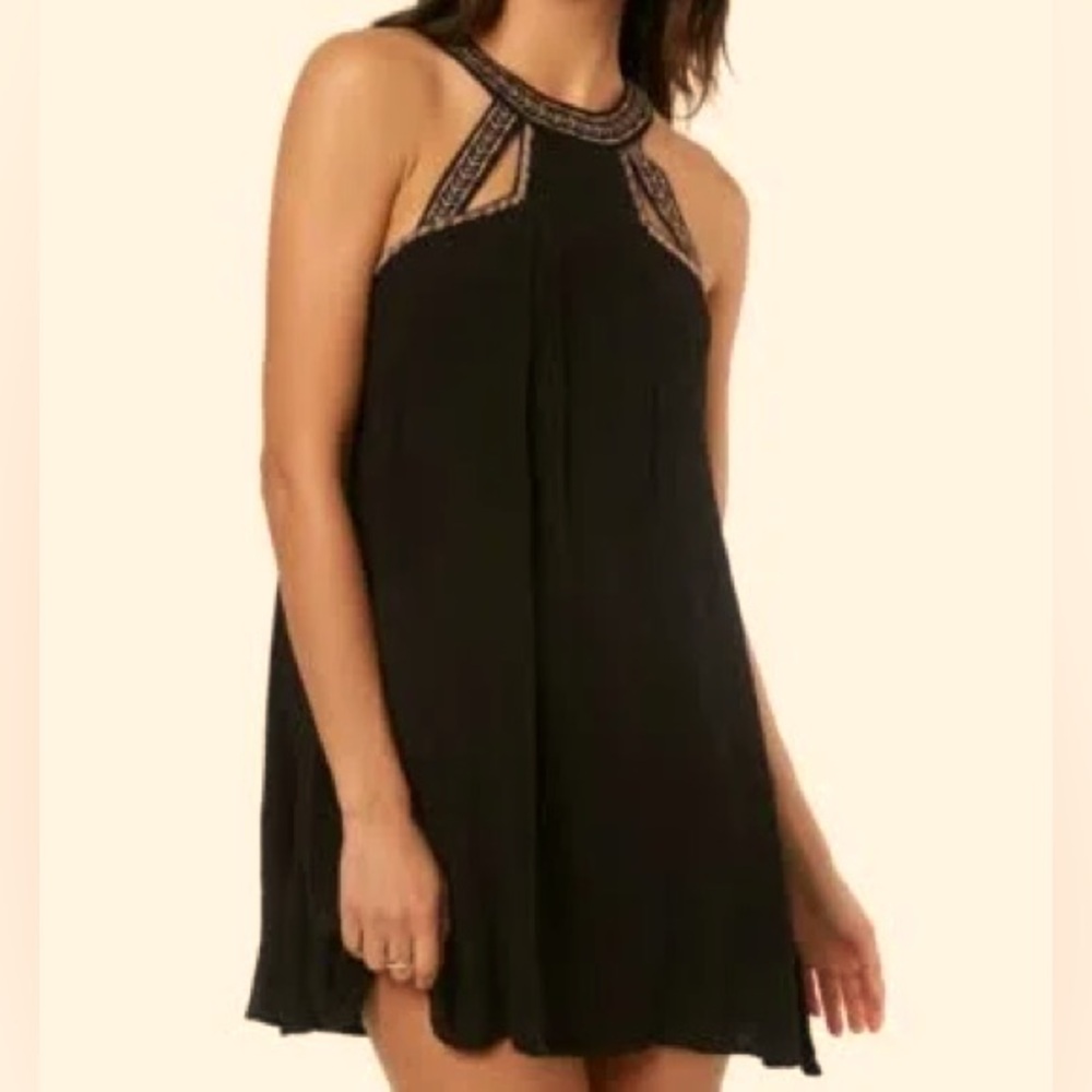 Black embroidered loose cutout dress